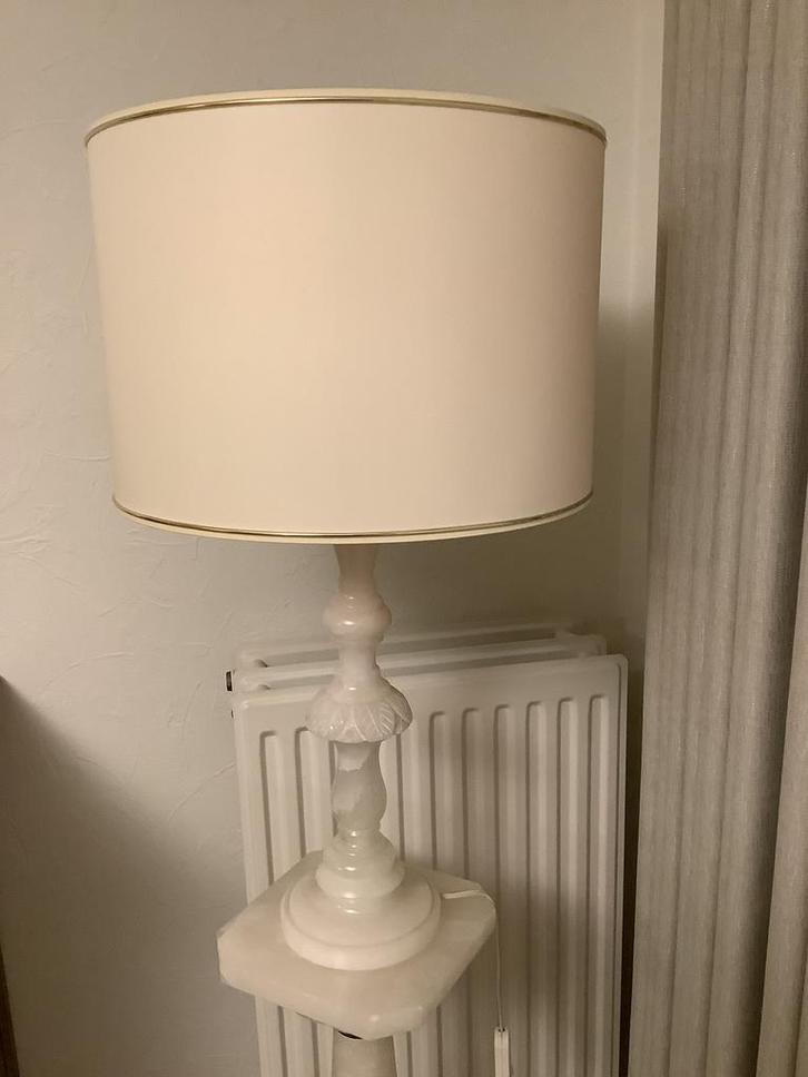 Marmeren staanlamp, Huis en Inrichting, Lampen | Vloerlampen, Gebruikt, 150 tot 200 cm, Overige materialen, Ophalen