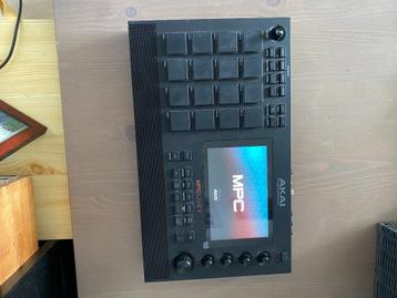 MPC LIVE 2 + CASE, Enlèvement, Comme neuf
