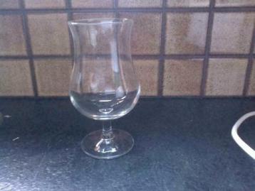 Wijnglazen luminarc première cuvée glazen.
11 stuks (16 cm h beschikbaar voor biedingen