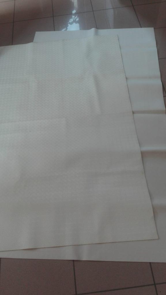 Tafelbeschermer:/ antislip, Huis en Inrichting, Stoffering | Tapijten en Vloerkleden, Zo goed als nieuw, 150 tot 200 cm, Wit, Ophalen