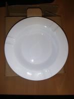 cendriller St.James
super bone, Enlèvement ou Envoi