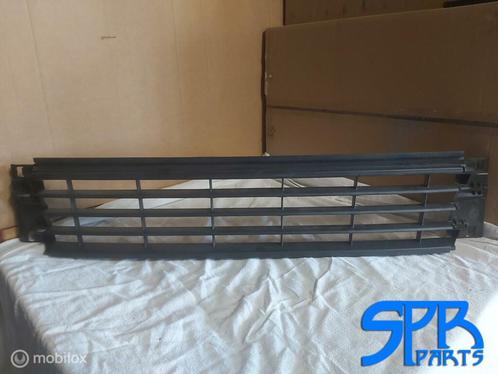 VW POLO 6C 14> GRILLE Bumperrooster MIDDEN ROOSTER 6C0853677, Auto-onderdelen, Carrosserie, Bumper, Volkswagen, Voor, Gebruikt