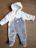 BABY CLUB - Adorable combinaison blanc gris T.62 cm, Kinderen en Baby's, Babykleding | Maat 62, C&A, Gebruikt, Ophalen of Verzenden