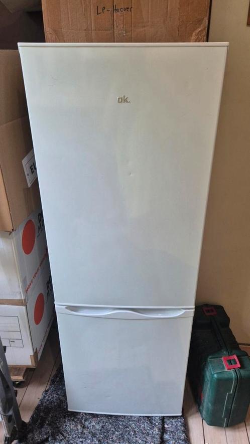 Koelkast met diepvries (A+), Elektronische apparatuur, Koelkasten en IJskasten, Gebruikt, Met aparte vriezer, 100 tot 150 liter