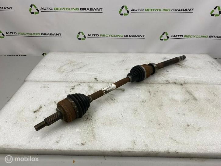 Aandrijfas rechtsvoor Renault Captur 391000367R, Auto-onderdelen, Remmen en Aandrijving, Renault, Gebruikt, Ophalen of Verzenden