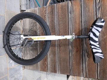 Eenwieler QU-AX - 20inch - nieuwstaat beschikbaar voor biedingen
