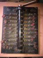 Oud mechanisme schakelaar deuren trein, Ophalen