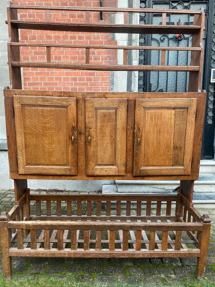 A DONNER MEUBLE VAISSELIER en CHENE, Antiquités & Art, Antiquités | Meubles | Armoires, Enlèvement