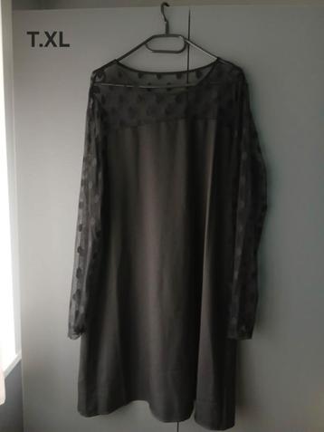 Robe femme beschikbaar voor biedingen