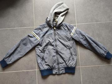 Grijze zomerjas met kap - Name It - maat 146