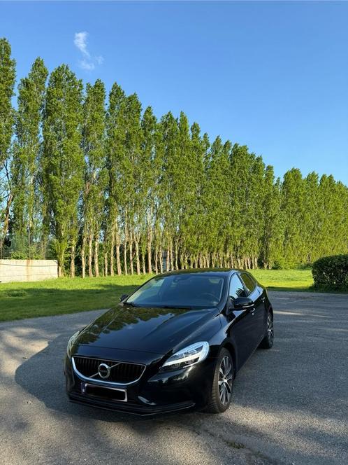 Volvo V40 T2 Black Edition, Auto's, Volvo, Particulier, V40, ABS, Achteruitrijcamera, Airbags, Airconditioning, Alarm, Bluetooth