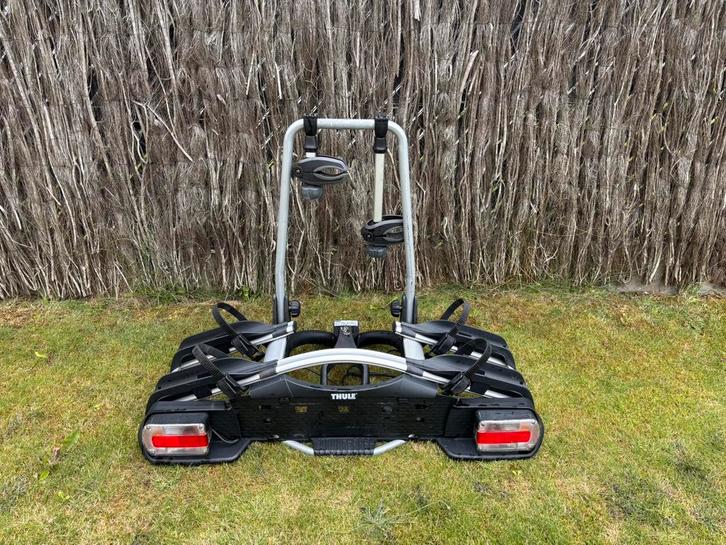 Thule fietsendrager splinternieuw, Auto diversen, Fietsendragers, Zo goed als nieuw, Trekhaakdrager, 2 fietsen, Brede banden, Elektrische fiets