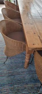 8 mooie degelijke rieten stoelen + kussens, Ophalen, Gebruikt