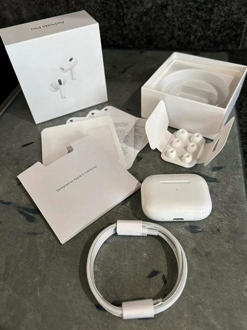 Airpods pro 2, Télécoms, Téléphonie mobile | Écouteurs, Neuf, Intra-auriculaires (Earbuds), Bluetooth, Enlèvement