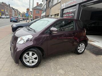Toyota IQ 1000cc Benzine Automaat 63000km beschikbaar voor biedingen