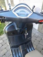Gts250ie, Fietsen en Brommers, Scooters | Vespa, Ophalen, Gebruikt