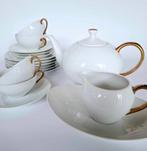 Vaisselle en porcelaine blanc et or, Ophalen, Porselein