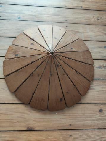 Suspension en bois vintage  beschikbaar voor biedingen