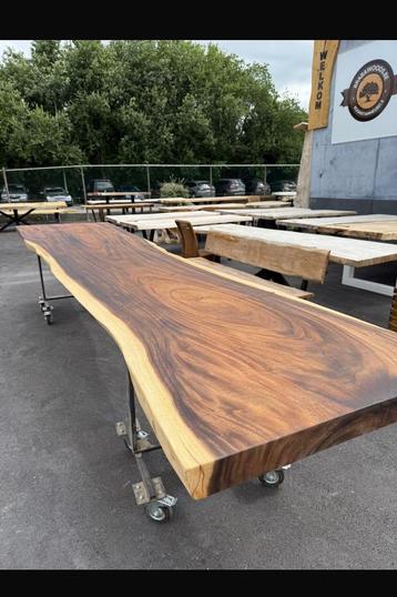 Mobilier en tronc d'arbre, hôtellerie, tables de banc, extér, Enlèvement ou Envoi, Comme neuf, Autres essences de bois, Autres formes