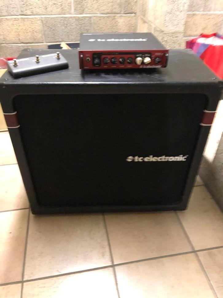 TC Electronic bass amp BH800 + cab + Helicon switch, Muziek en Instrumenten, Versterkers | Bas en Gitaar, Zo goed als nieuw, Basgitaar