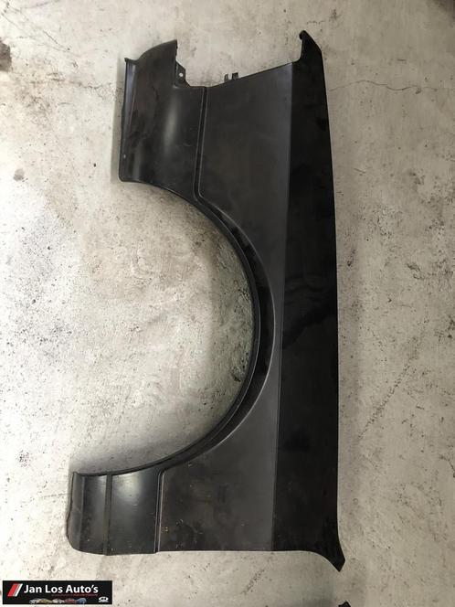VW Passat B1 FL Spatscherm spatbord scherm NOS links 3218210, Auto-onderdelen, Carrosserie, Spatbord, Volkswagen, Links, Gebruikt