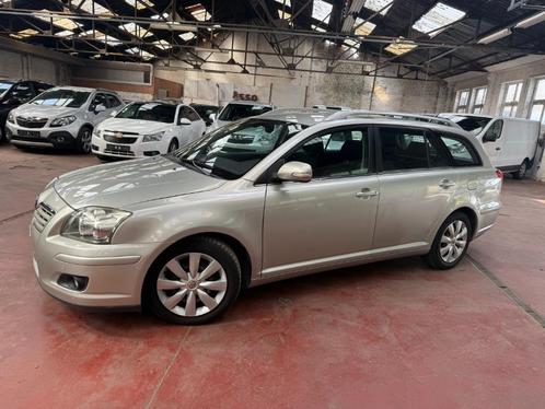 Toyota Avensis 1800cc Benzine met 95000KM*1 jaar garantie*, Auto's, Toyota, Bedrijf, Te koop, Avensis, ABS, Airbags, Boordcomputer
