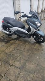 Xmax 250, Motoren, Particulier