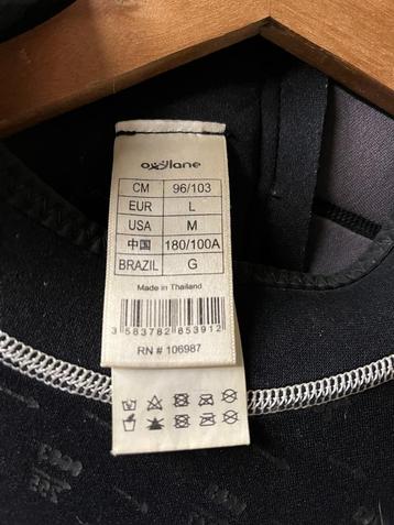 Surfpak Maat L als nieuw is 1 maal gebruikt beschikbaar voor biedingen