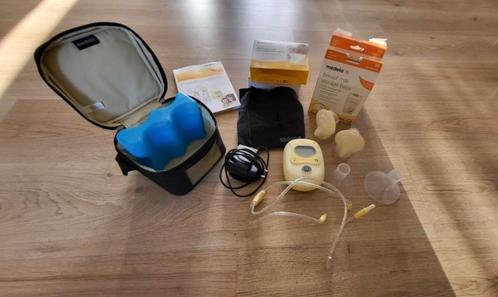 ** Medela Freestyle Dubbel Zijdige El.Borstkolf Pomp **, Kinderen en Baby's, Babyvoeding en Toebehoren, Zo goed als nieuw, Borstkolf