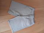 Beige short Mayoral,  8 jaar, mooie staat, Kinderen en Baby's, Broek, Gebruikt, Mayoral, Ophalen of Verzenden