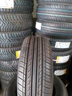 20560r13 205 60 r13 205/60/13 Nokian nouveau avec montage, Ophalen of Verzenden