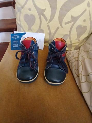 Prachtige kinderschoenen M23 ZECCHINO D'ORO  beschikbaar voor biedingen