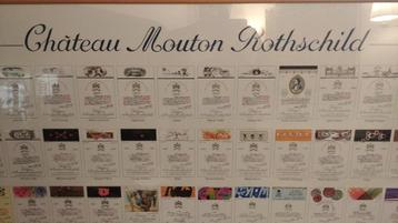 Chateau Mouton Rothschild-etiketten 1945 - 1992 beschikbaar voor biedingen
