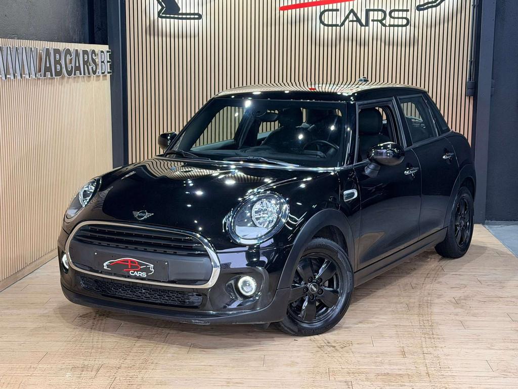 MINI One 1.5i * GARANTIE 12 MOIS * 1ER PROPRIETAIRE *, Auto's, Mini, 75 kW, Stof, Gebruikt, 1715 kg