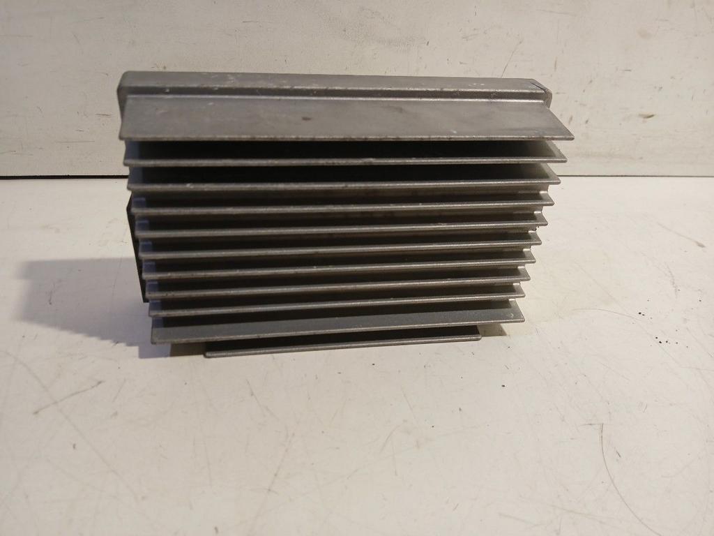 Versterker BMW 1 serie, Enlèvement ou Envoi, Van der Ven Autorecycling B.V., Onderdelen@venauto.nl, Ettenseweg 76, 4706 PB Roosendaal, The Netherlands