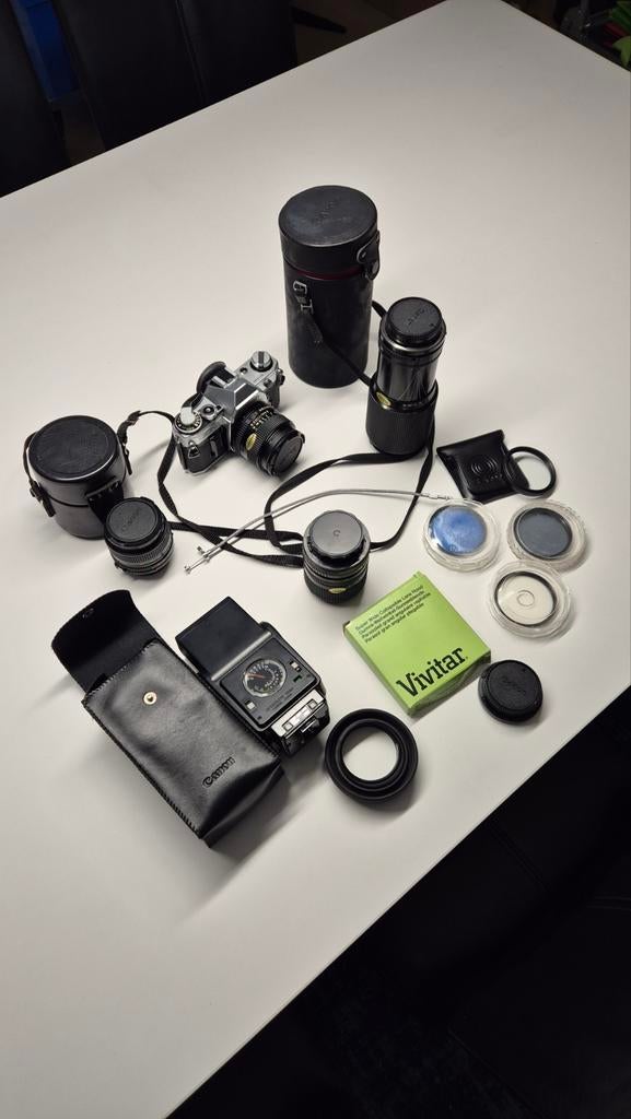 Canon AE-1 met toebehoren, Ophalen, Canon