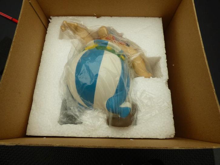 Obélix danse Leblon Delienne 1997, Collections, Personnages de BD, Comme neuf, Enlèvement ou Envoi