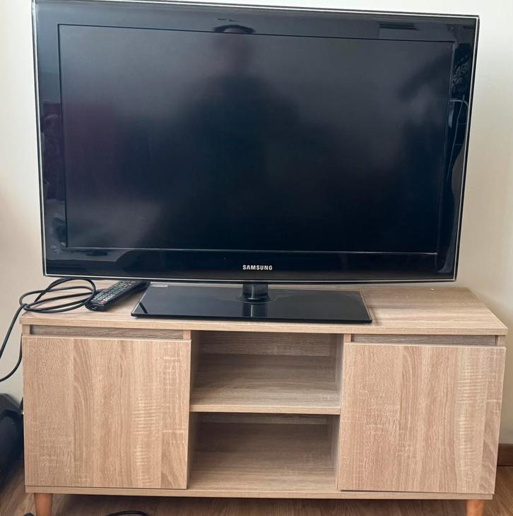 TV Samsung 37” + TV kast – set prijs, moet weg!, Audio, Tv en Foto, Televisies, Gebruikt, LCD, Samsung, Ophalen
