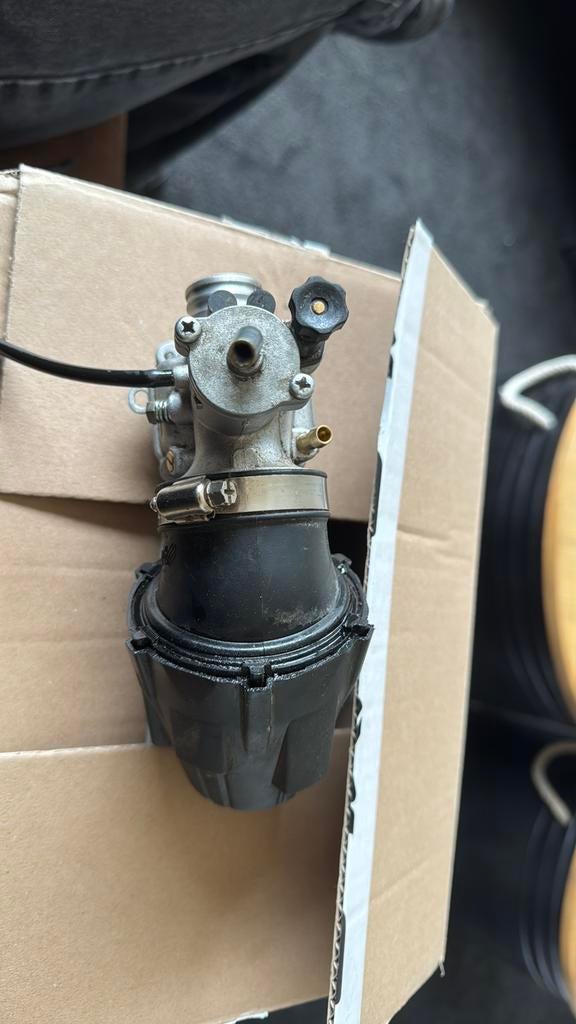 Polini carburateur 1week gebruikt met polini filter, Ophalen, Zo goed als nieuw, Carburateur