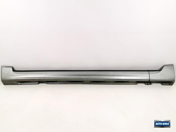 Zijskirt links van een Volvo V70 (477), Gebruikt, -, -, Ophalen of Verzenden