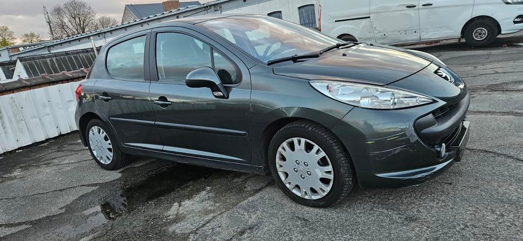 Peugeot 207 1.4 essence boîte automatique, Autos, Climatisation automatique, Achat, 5 portes, Automatique