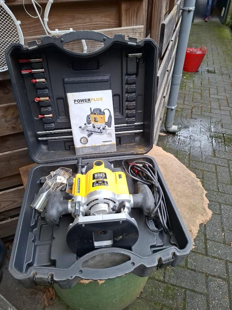 bovenfrees, Doe-het-zelf en Bouw, Ophalen, Zo goed als nieuw