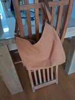 Schoudertas met verstelbare riem, Ophalen