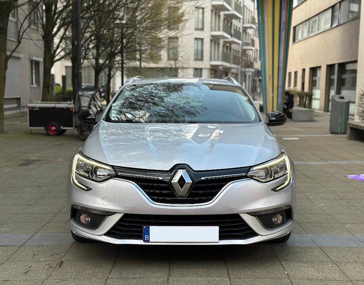 voiture, Autos, Renault, Particulier, Mégane, Airbags, Air conditionné, Bluetooth, Ordinateur de bord, Cruise Control, Vitres électriques