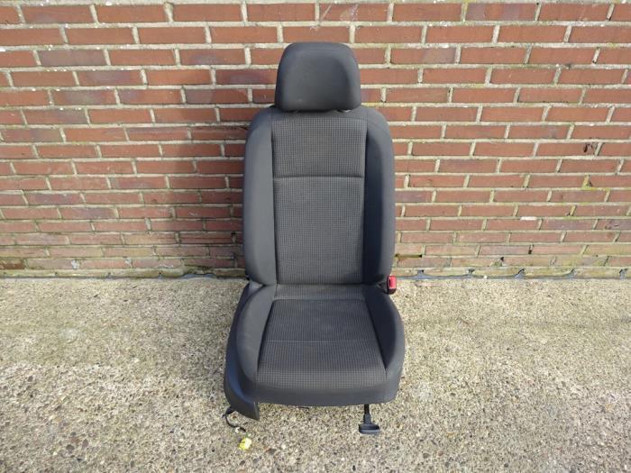 Stoel rechts van een Volkswagen Caddy, Auto-onderdelen, Interieur en Bekleding, Volkswagen, Gebruikt, 3 maanden garantie, Ophalen of Verzenden