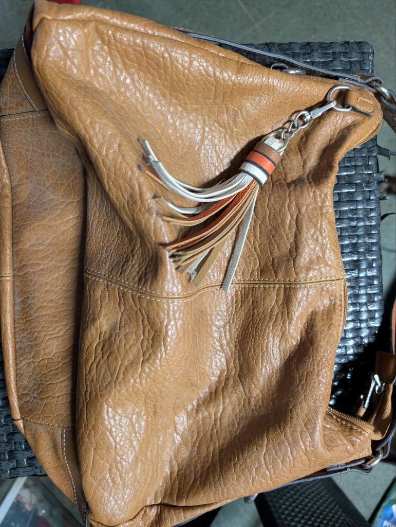 Handtas in leer, Handtassen en Accessoires, Tassen | Damestassen, Ophalen, Handtas