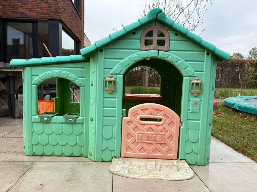 Speelhuisje buiten, Ophalen, Zo goed als nieuw