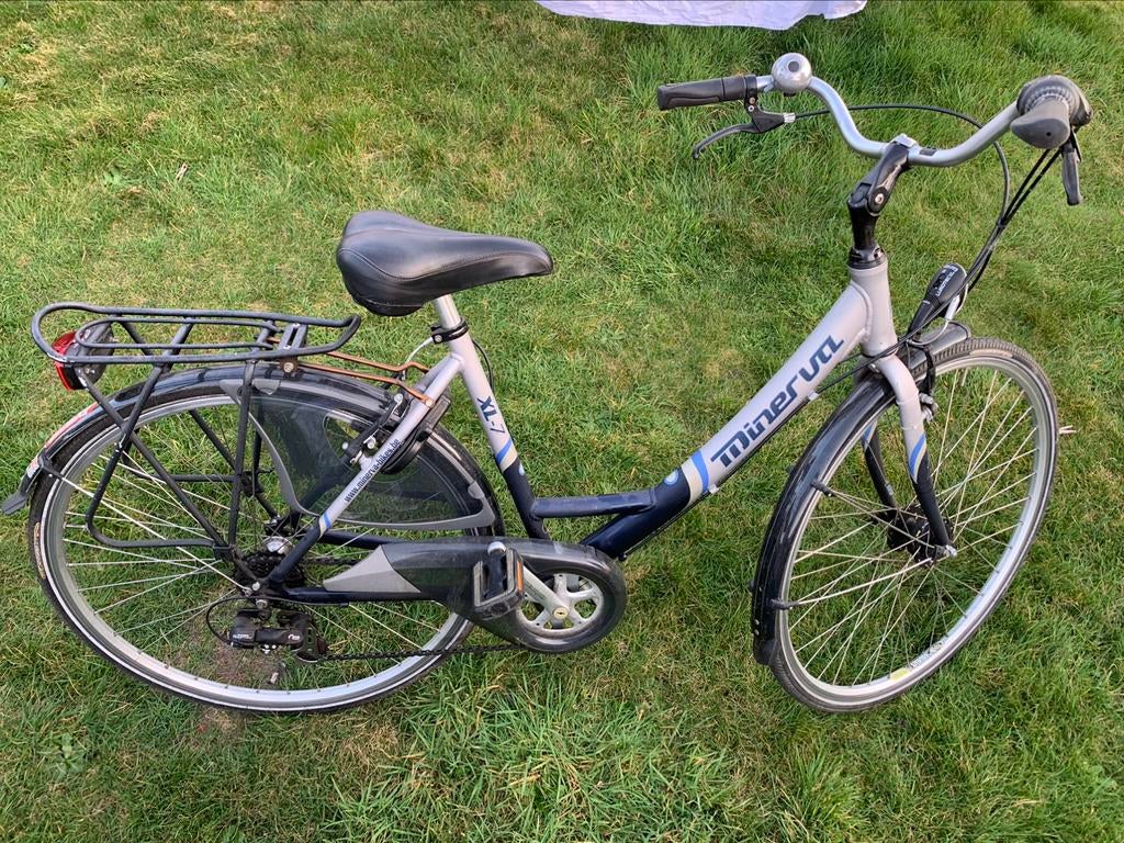 Damesfiets minerva, Ophalen of Verzenden