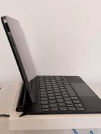 iPad Air (5e generatie) 256GB Wi-Fi + Apple Magic Keyboard, Computers en Software, Apple iPads, Ophalen, Gebruikt, Zwart, Apple iPad Air