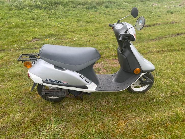 Honda vision, Fietsen en Brommers, Brommers | Honda, Zo goed als nieuw, Klasse B (45 km/u), Ophalen